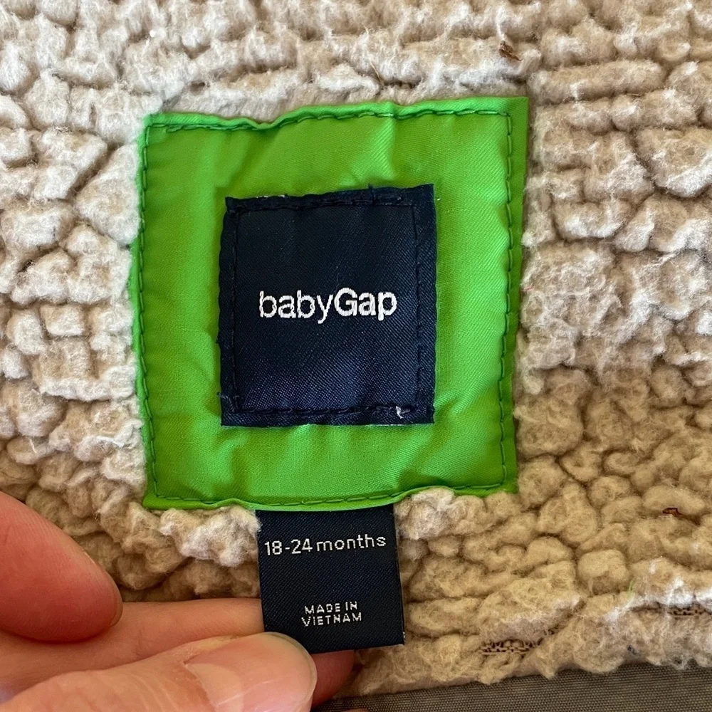 GAP Kids Bright Green Hooded Puffer Vest 18-24 Month Outdoor Baby Gap Child